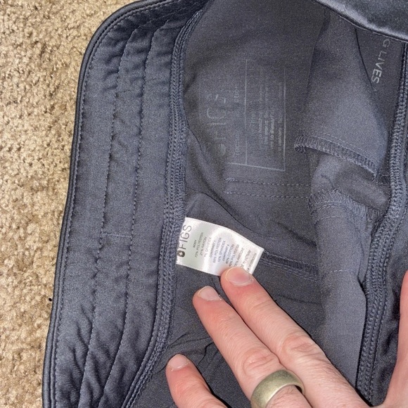 Figs Charcoal Joggers - Picture 4 of 7